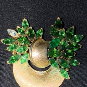 Trifari Gold and Green Leaf Brooch